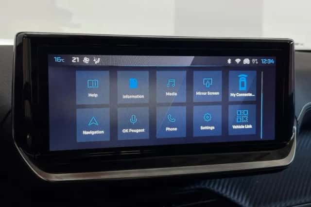 Peugeot e-2008 (2024) thumbnail 12