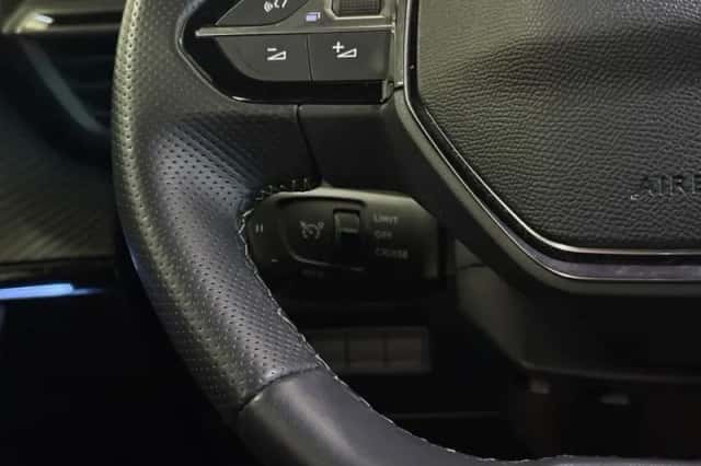 Peugeot e-2008 (2024) thumbnail 14