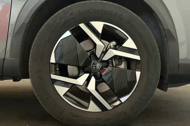 Peugeot e-2008 (2024) thumbnail 17