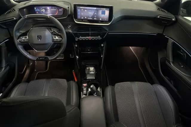 Peugeot e-2008 (2024) thumbnail 3