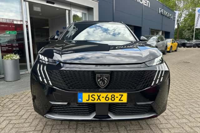 Peugeot E-5008 (2025) thumbnail 2