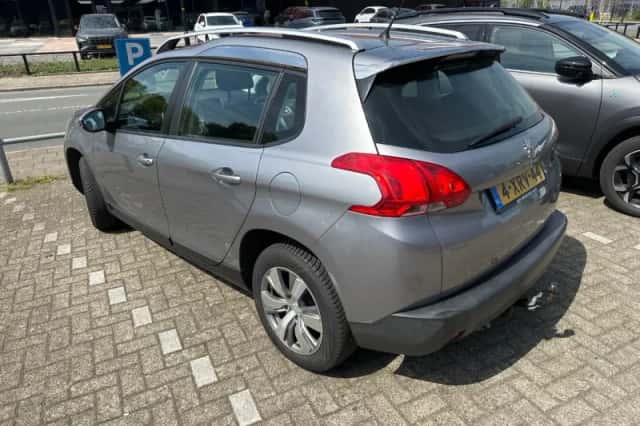Peugeot 2008 (2014) thumbnail 2
