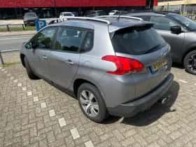 Peugeot 2008 (2014) thumbnail 2