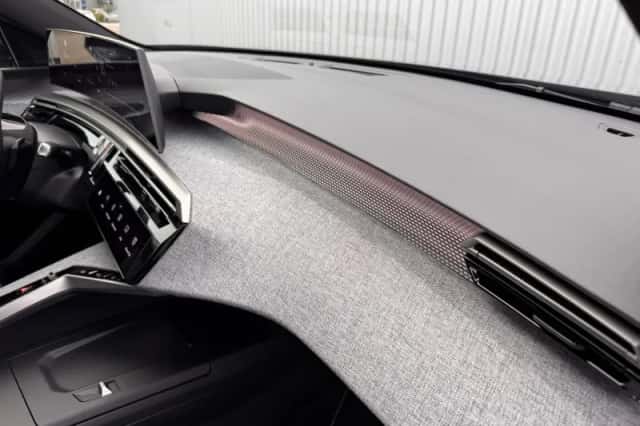 Peugeot 3008 (2025) thumbnail 13