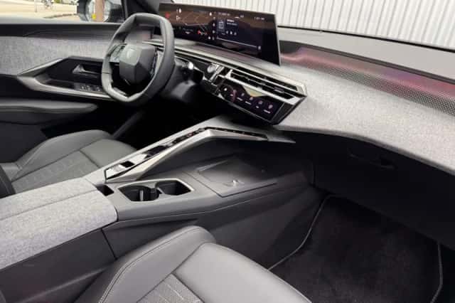 Peugeot 3008 (2025) thumbnail 14