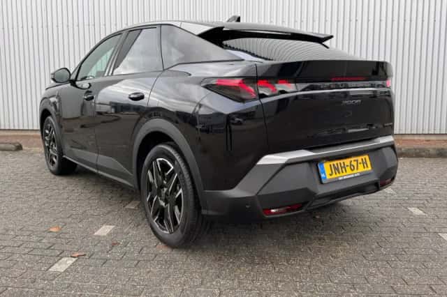 Peugeot 3008 (2025) thumbnail 3