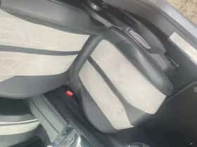 Peugeot 3008 (2021) thumbnail 9