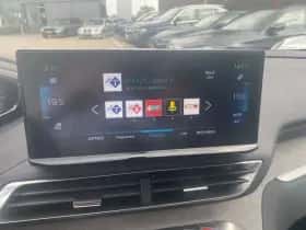 Peugeot 3008 (2021) thumbnail 10