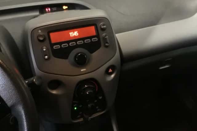 Peugeot 108 (2019) thumbnail 5