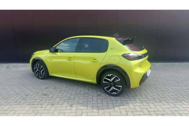 Peugeot 208 (2024) thumbnail 5