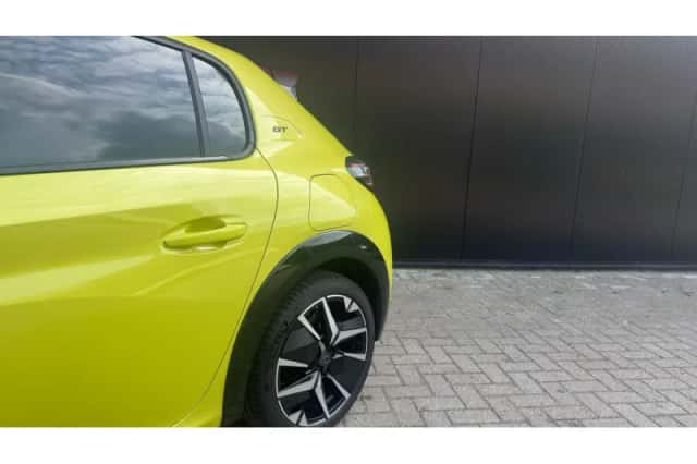 Peugeot 208 (2024) thumbnail 6