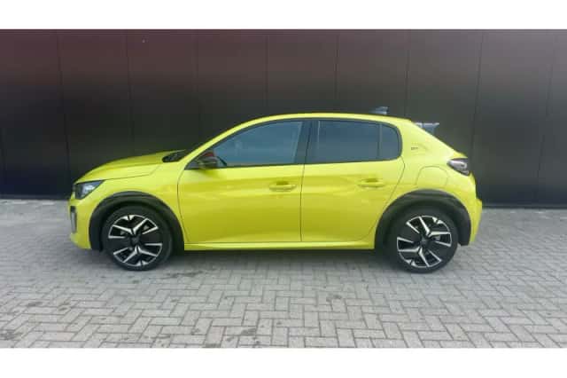 Peugeot 208 (2024) thumbnail 8
