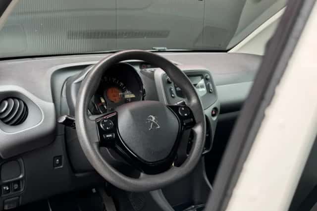 Peugeot 108 (2019) thumbnail 2