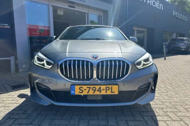 BMW 1-Serie (2023) thumbnail 2