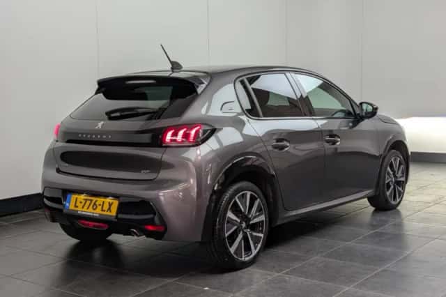 Peugeot 208 (2021) thumbnail 4