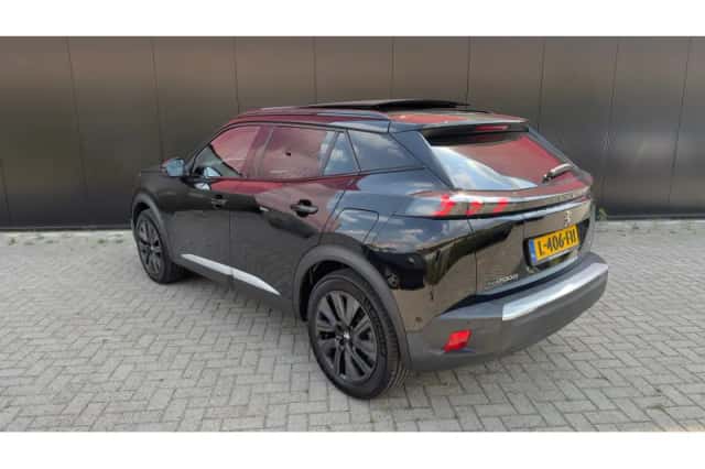 Peugeot e-2008 (2021) thumbnail 6