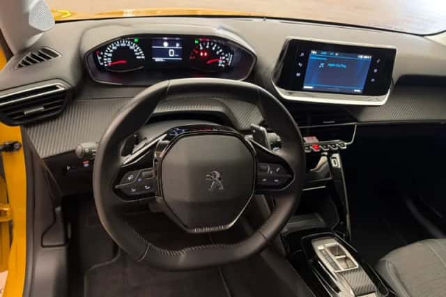 Peugeot 208 (2023) thumbnail 6