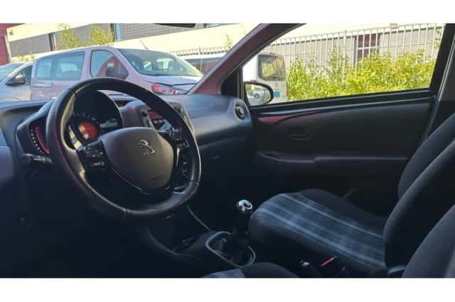 Peugeot 108 (2019) thumbnail 2