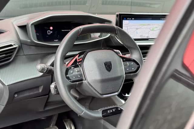 Peugeot 2008 (2025) thumbnail 2