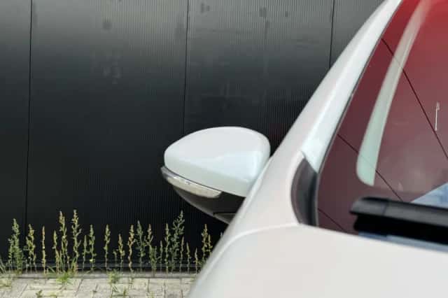 Peugeot 2008 (2019) thumbnail 6