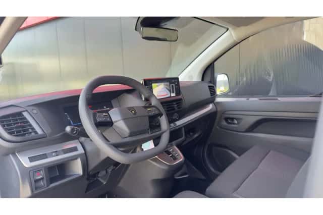 Peugeot E-Expert (2026) thumbnail 2