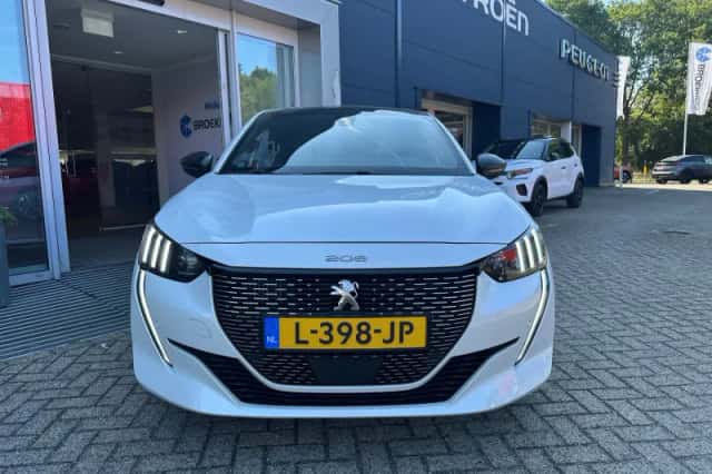 Peugeot 208 (2021) thumbnail 5