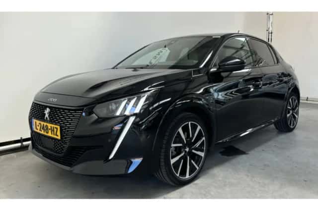 Peugeot 208 (2021) thumbnail 1