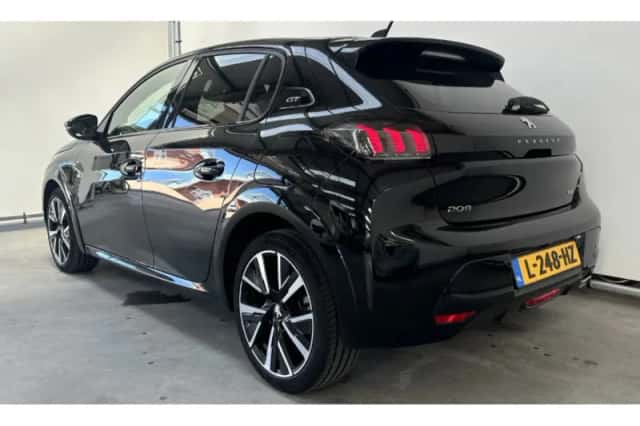 Peugeot 208 (2021) thumbnail 3