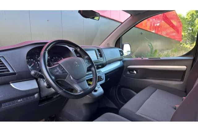 Peugeot Expert (2023) thumbnail 2