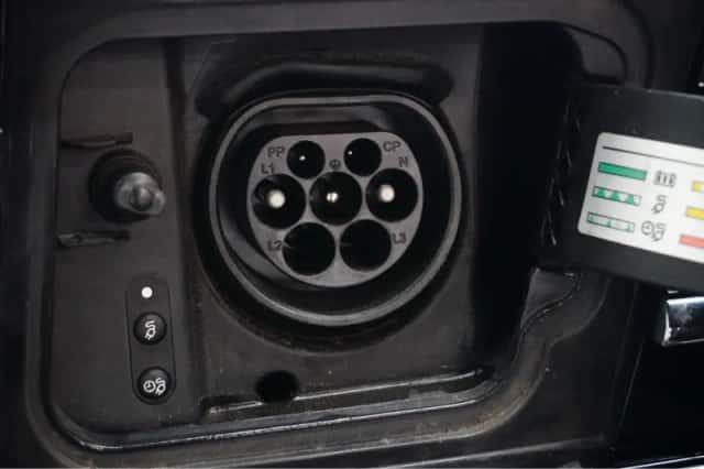 Volkswagen Passat (2021) thumbnail 6