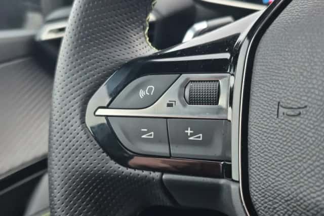 Peugeot 208 (2024) thumbnail 4