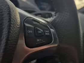 Ford Fiesta (2016) thumbnail 11