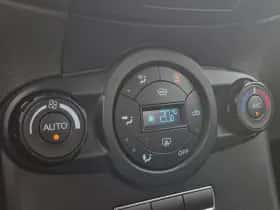 Ford Fiesta (2016) thumbnail 19