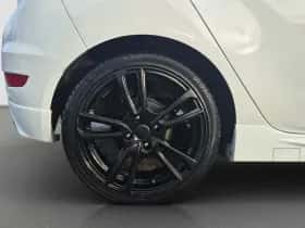 Ford Fiesta (2016) thumbnail 31