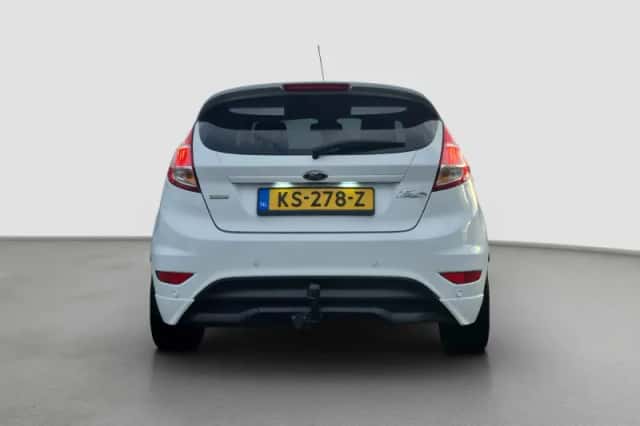 Ford Fiesta (2016) thumbnail 7
