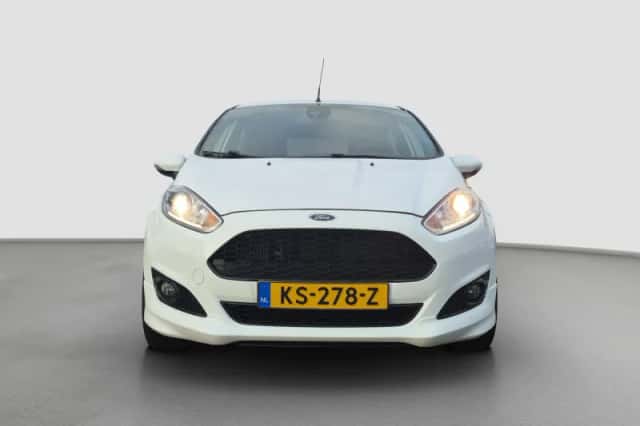 Ford Fiesta (2016) thumbnail 8