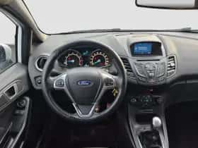 Ford Fiesta (2016) thumbnail 9