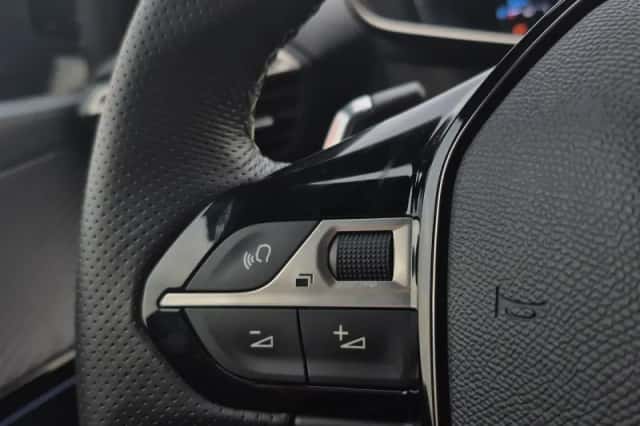 Peugeot 208 (2024) thumbnail 9