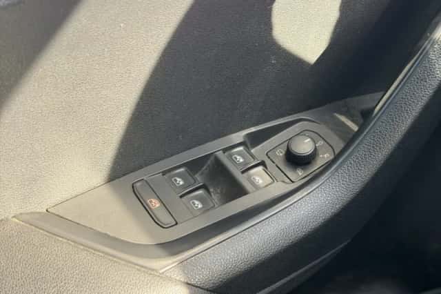 Škoda Karoq (2019) thumbnail 24