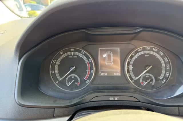 Škoda Karoq (2019) thumbnail 25