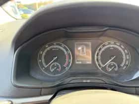 Škoda Karoq (2019) thumbnail 25