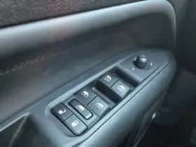 Jeep Compass (2023) thumbnail 37