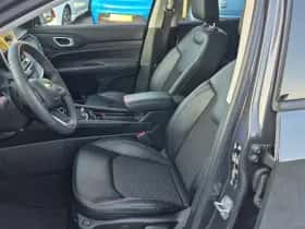 Jeep Compass (2023) thumbnail 38