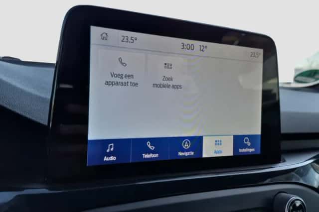 Ford Focus (2022) thumbnail 17