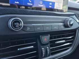 Ford Focus (2022) thumbnail 19