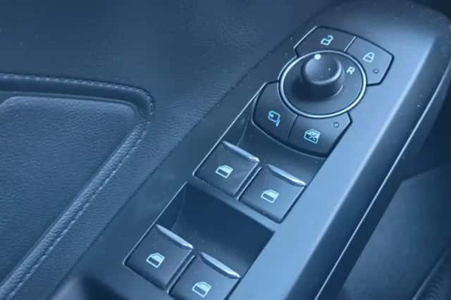 Ford Focus (2022) thumbnail 32