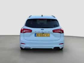 Ford Focus (2022) thumbnail 6