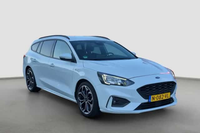 Ford Focus (2022) thumbnail 7