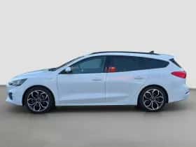Ford Focus (2022) thumbnail 8