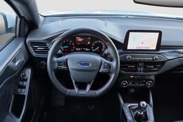 Ford Focus (2022) thumbnail 10